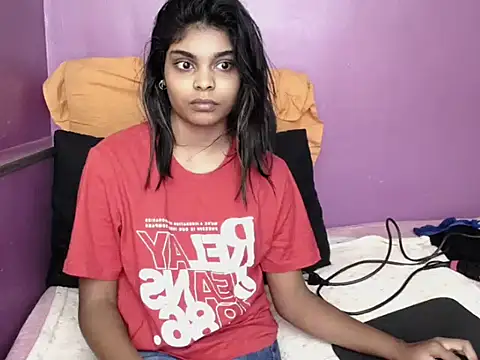 indianicon23 online show from April 13, 6:17 am