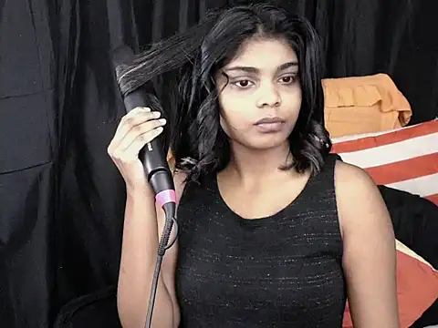 indianicon23 online show from April 9, 6:15 am