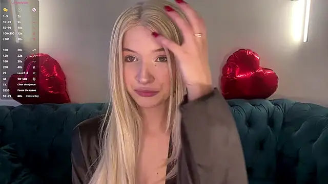 PrincessSwelgart online show from May 3, 3:04 pm