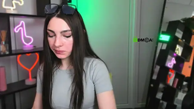 jenny donne online show from March 11, 12:54 pm