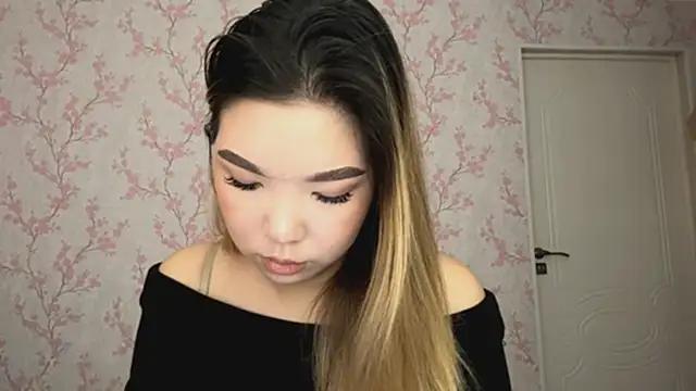 Elina Mottel online show from February 18, 9:28 am