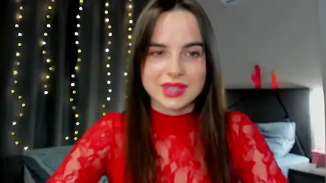 megann fox2 online show from March 26, 4:38 pm