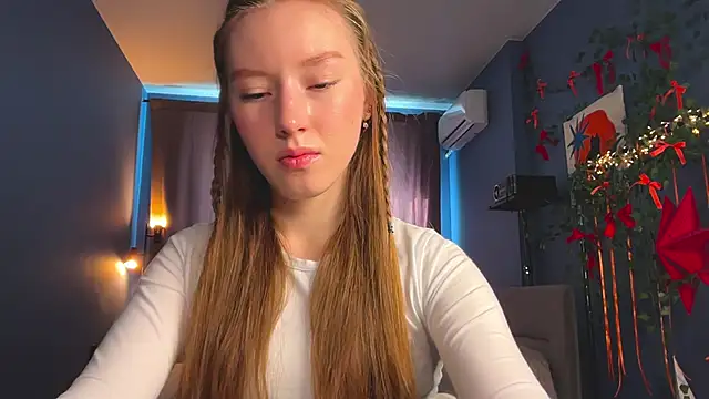 Anna Kare online show from March 8, 7:33 am