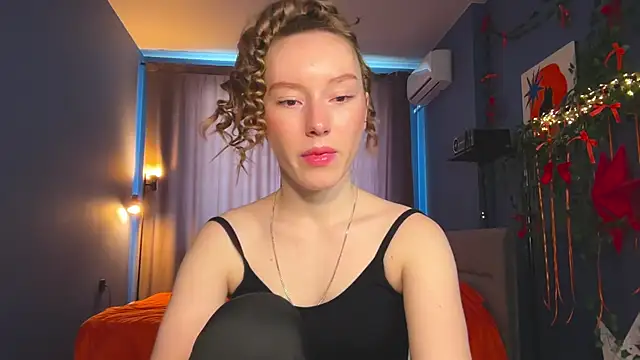 Anna Kare online show from April 2, 10:44 am