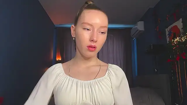 Anna Kare online show from March 6, 1:28 pm