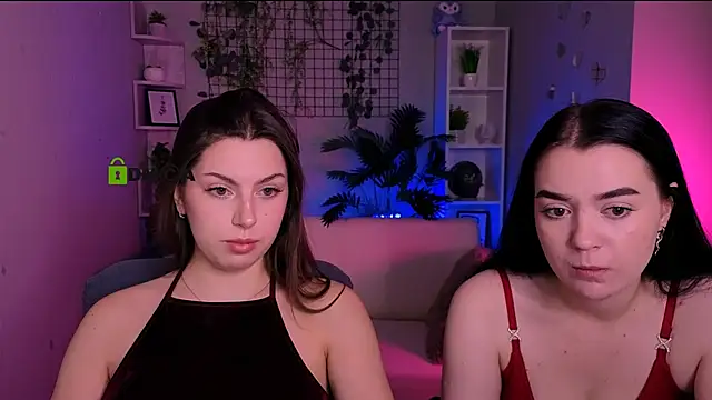 amalialowell online show from June 20, 7:08 pm