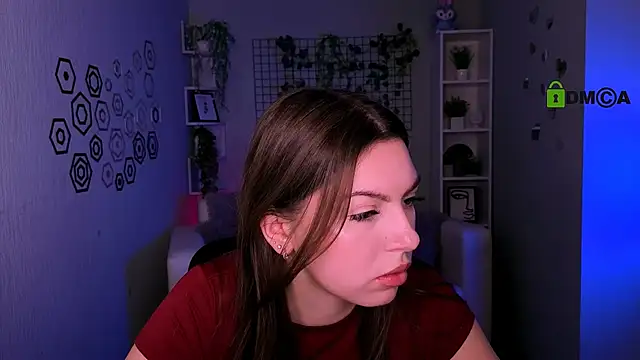 amalialowell online show from May 21, 9:17 am