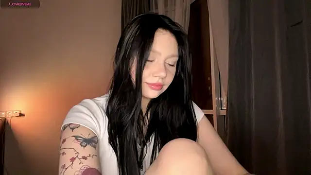 RaquelsHusband online show from February 19, 2:25 pm