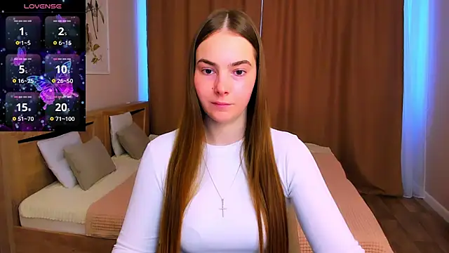 Maddy Wood  online show from March 12, 8:51 am