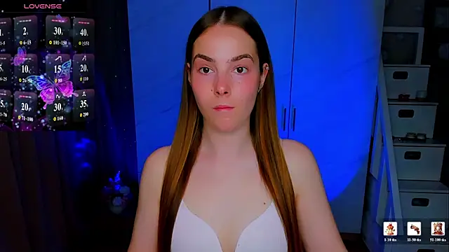 Snapshot of Maddy_Wood_ chatting on June 17, 4:06 pm Maddy Wood online show from June 17, 4:06 pm