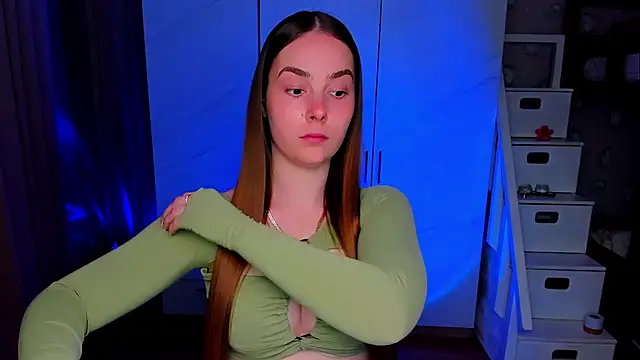 Maddy Wood  online show from May 8, 6:12 pm
