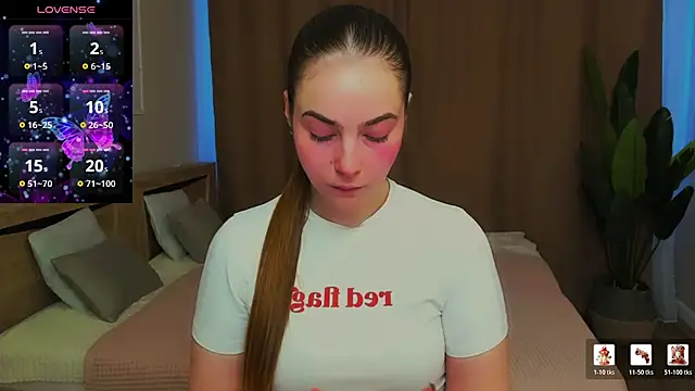 Maddy Wood  online show from March 4, 8:44 am