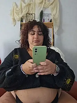 Deesse luna online show from May 13, 9:05 am
