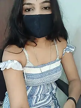 Snapshot of Cutie_babes01 chatting on June 21, 6:36 pm Cutie babes01 online show from June 21, 6:36 pm