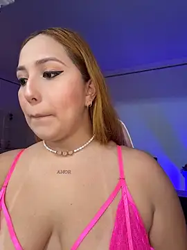 Kiarhatrixie1 online show from April 10, 5:42 pm