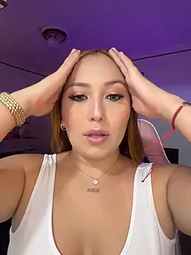 Kiarhatrixie1 online show from March 26, 5:33 pm