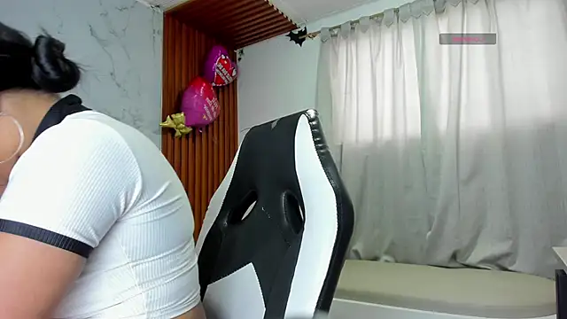 adhara  messY online show from March 31, 1:13 pm