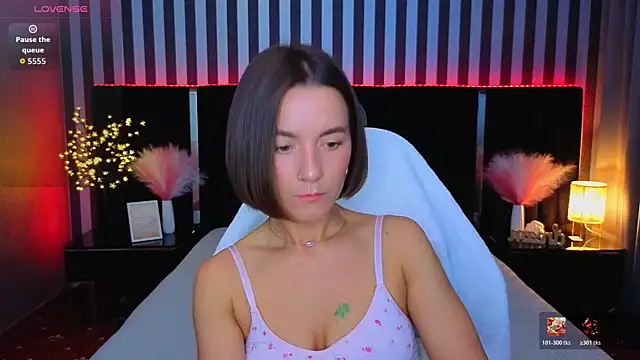 GracefulMichelle online show from May 31, 7:03 pm