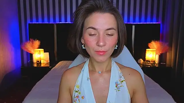 Snapshot of GracefulMichelle chatting on July 4, 6:56 pm GracefulMichelle online show from July 4, 6:56 pm
