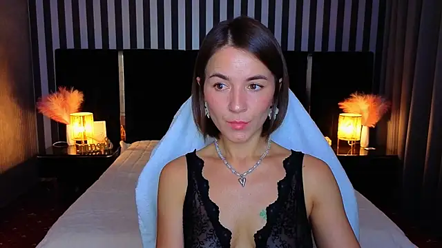 Snapshot of GracefulMichelle chatting on July 7, 7:06 pm GracefulMichelle online show from July 7, 7:06 pm