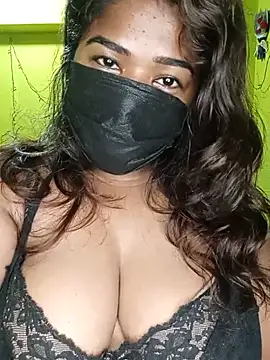 Snapshot of NISHHAA chatting on July 8, 7:47 pm NISHHAA online show from July 8, 7:47 pm