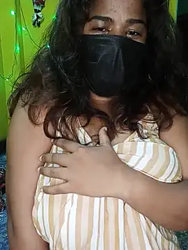 Snapshot of NISHHAA chatting on June 26, 6:58 pm NISHHAA online show from June 26, 6:58 pm