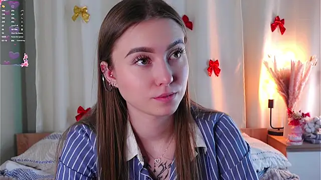 LorileeRuetz online show from March 11, 1:16 pm