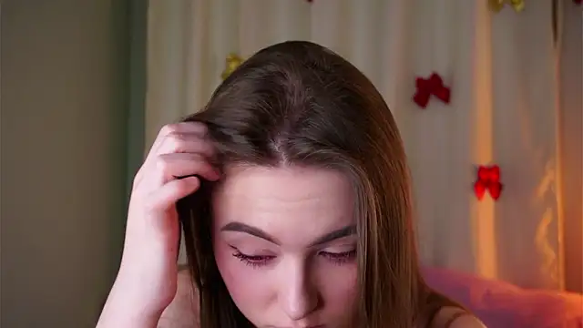 LorileeRuetz online show from February 27, 12:49 pm