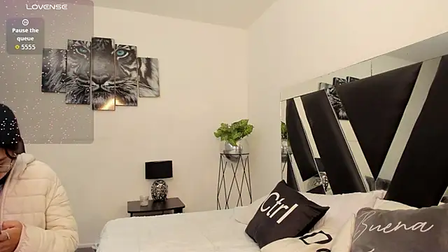 Mia Iron online show from May 1, 1:38 pm