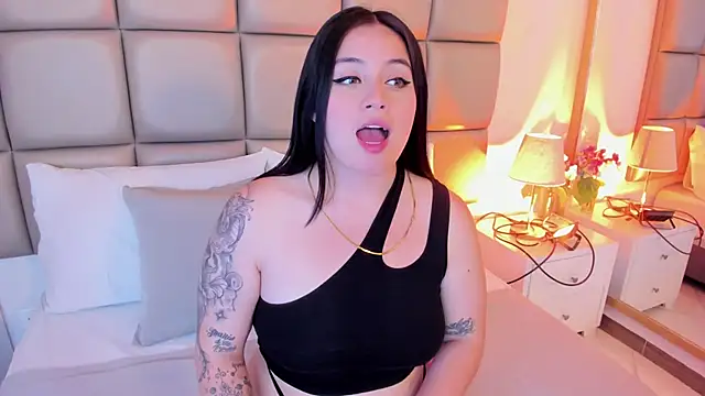 annybentleii online show from March 16, 7:16 pm