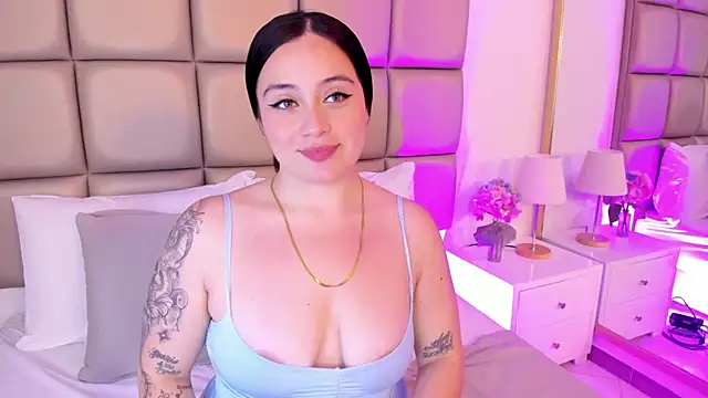 annybentleii online show from March 31, 7:16 pm