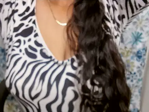 YOUR URVI  online show from February 17, 5:27 am