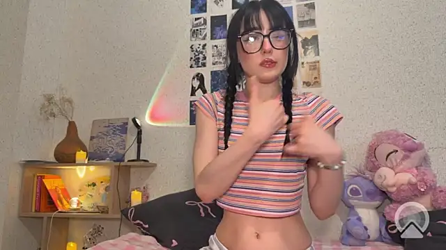 alicelanei online show from April 2, 12:07 am