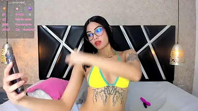 DakotaaHills online show from February 23, 3:23 pm