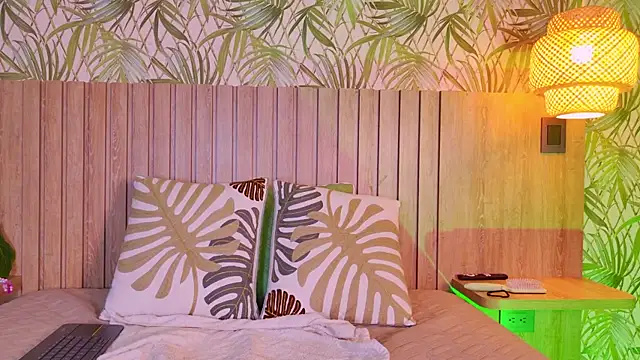 Snapshot of AmaraVega chatting on February 28, 12:27 pm AmaraVega online show from February 28, 12:27 pm