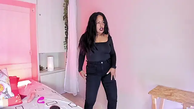 AllieBennet online show from March 25, 7:46 pm