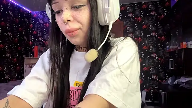 Luna Sohotti online show from March 13, 3:17 pm