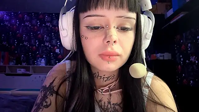 Snapshot of Luna_Sohotti chatting on February 26, 3:12 pm Luna Sohotti online show from February 26, 3:12 pm