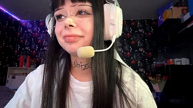 Luna Sohotti online show from March 9, 3:04 pm