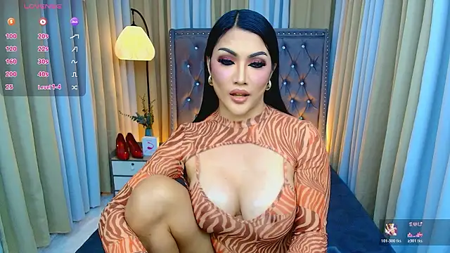 Laureen Hilton online show from March 6, 11:27 am