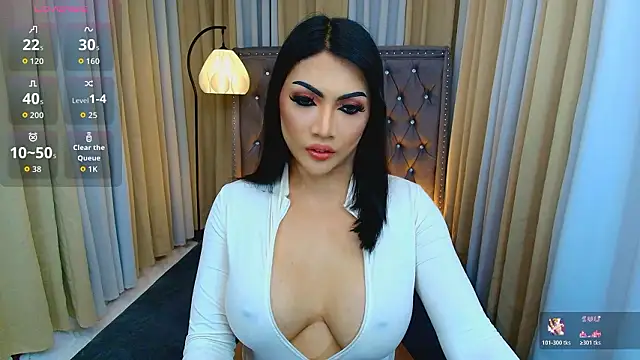 Snapshot of Laureen_Hilton chatting on February 26, 11:43 am Laureen Hilton online show from February 26, 11:43 am