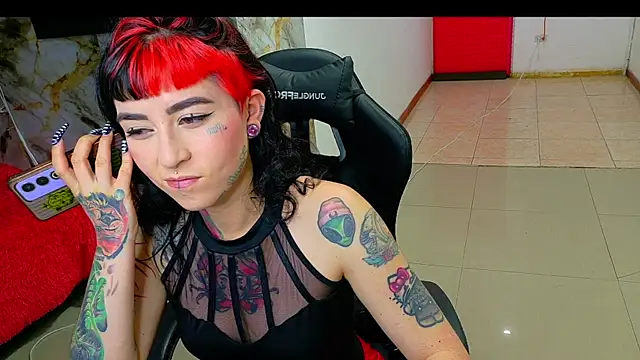 nova kitttyy online show from February 26, 8:20 pm