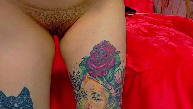 nova kitttyy online show from April 5, 12:39 am