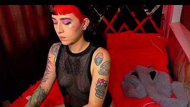 nova kitttyy online show from February 25, 8:19 pm