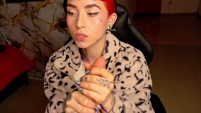 nova kitttyy online show from February 21, 9:00 am