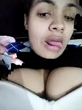 SiaFoxx  online show from April 6, 3:02 am