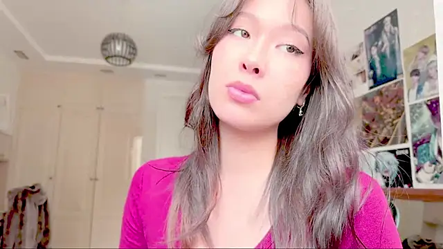 HannaOreo online show from March 13, 8:52 am