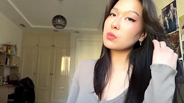 HannaOreo online show from April 30, 10:11 am