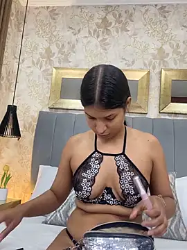 AnnaLoren  online show from March 7, 12:21 pm