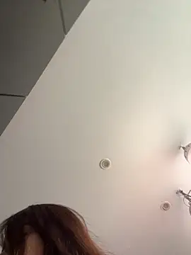 aleessiia online show from April 16, 1:12 pm